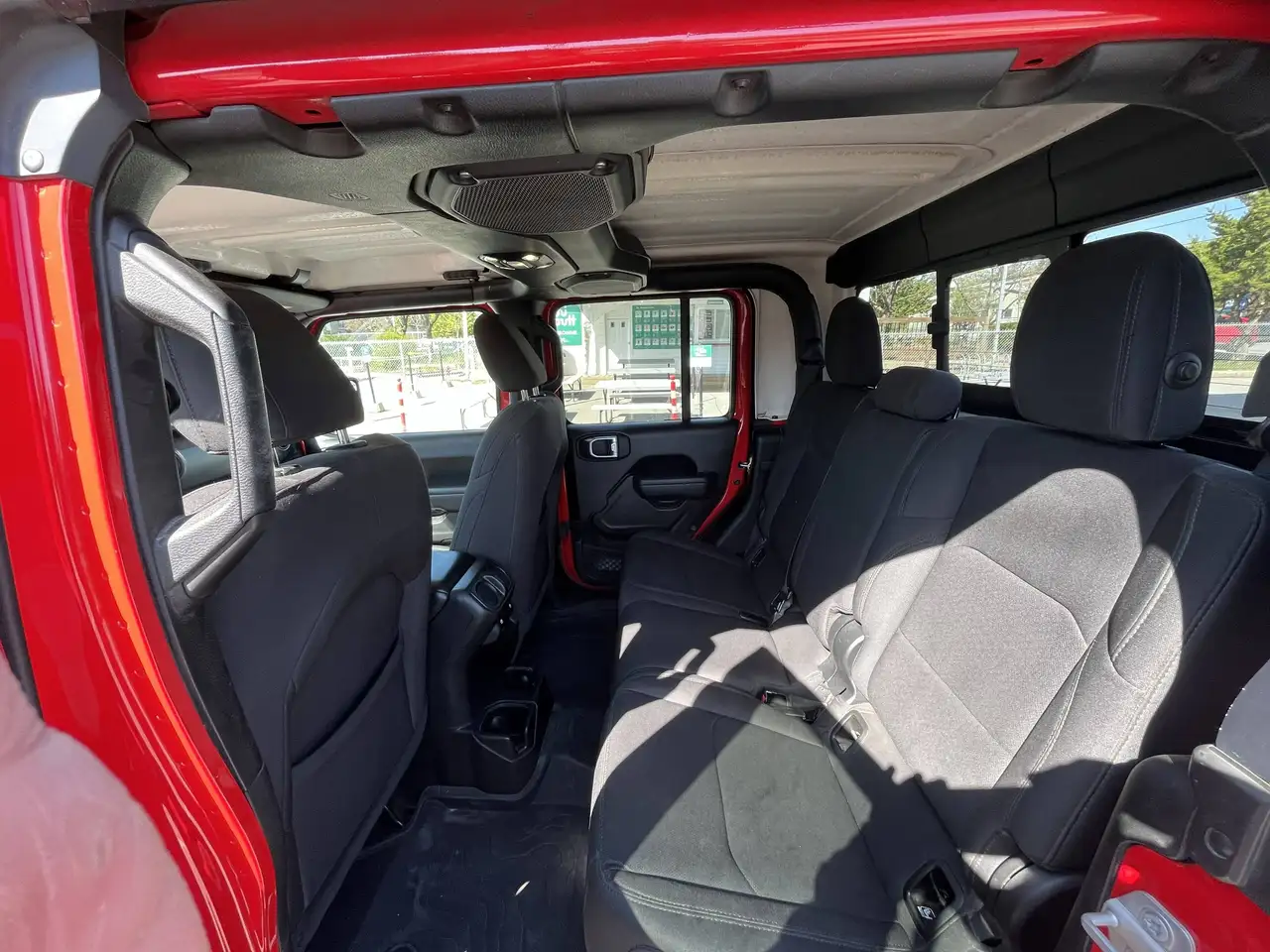 Jeep Gladiator - Image 9