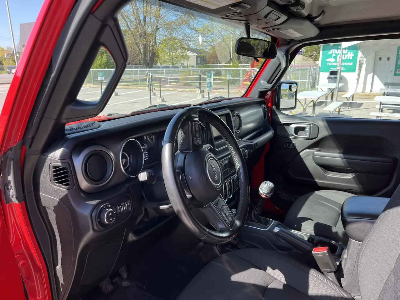 Jeep Gladiator - Image 8