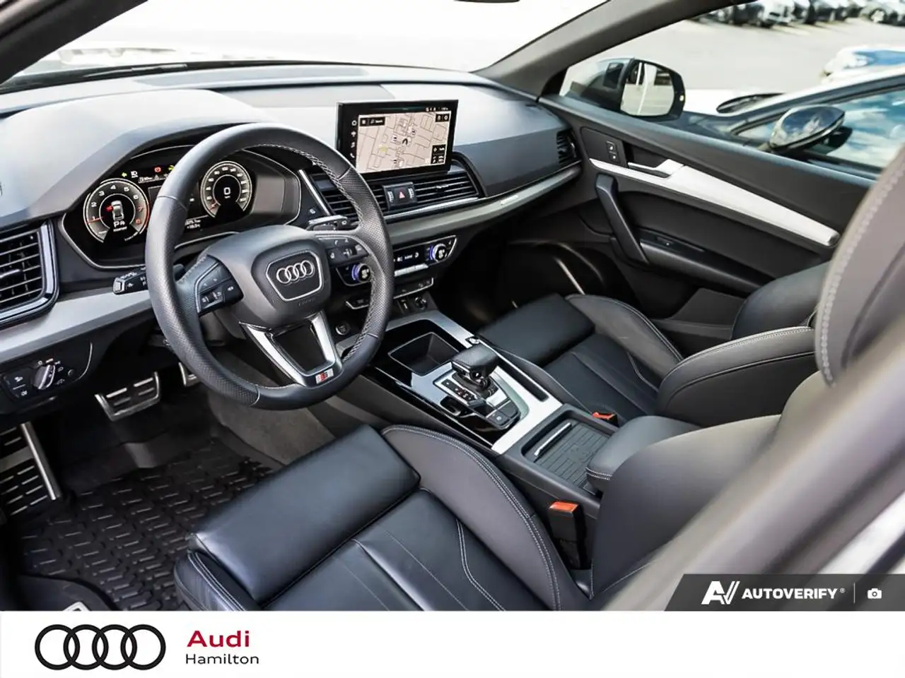 Audi Q5 - Image 12