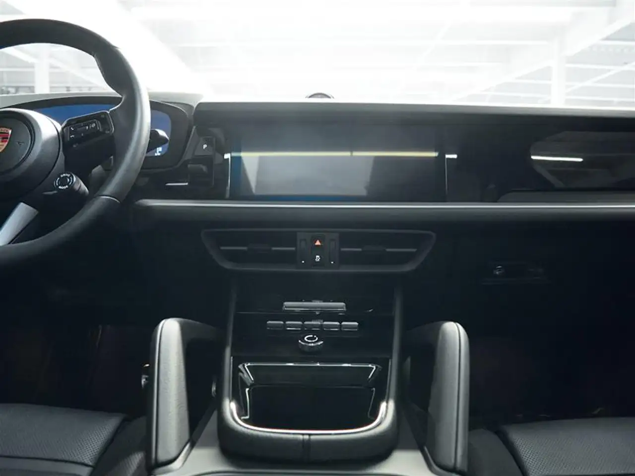 Porsche Cayenne - Image 27