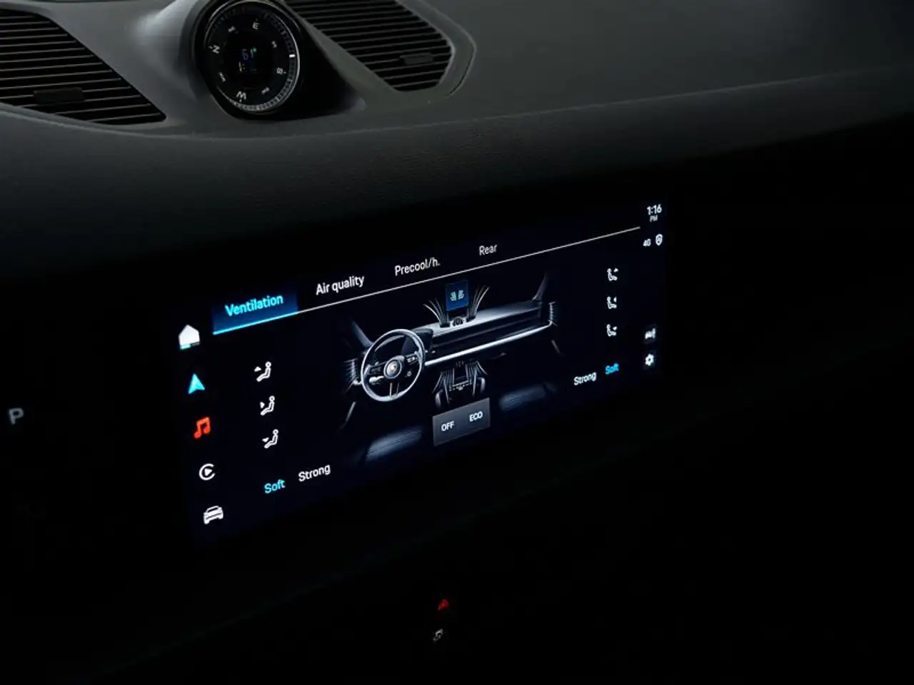 Porsche Cayenne - Image 40