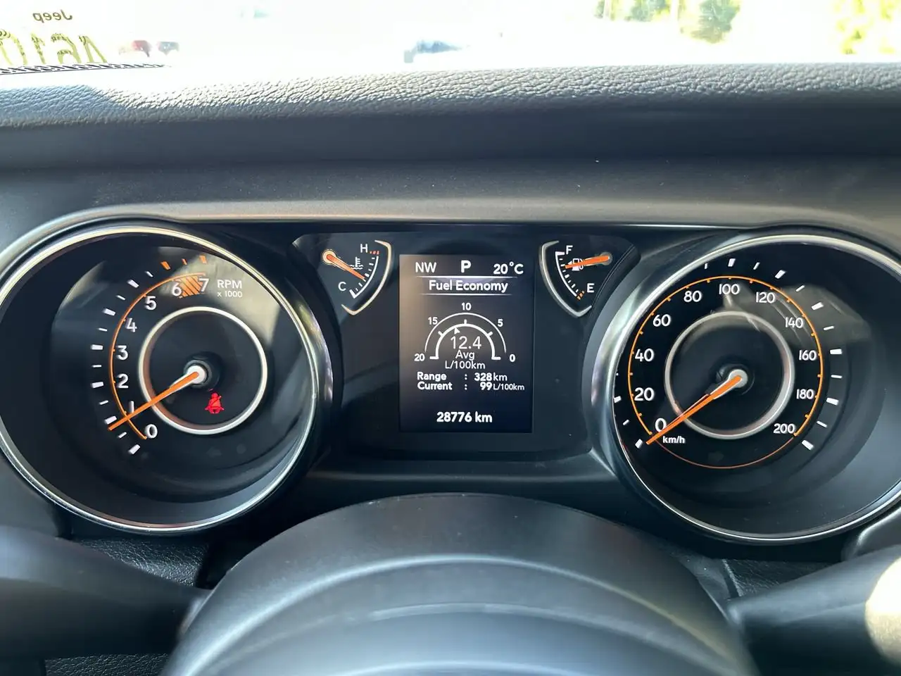 Jeep Wrangler - Image 19
