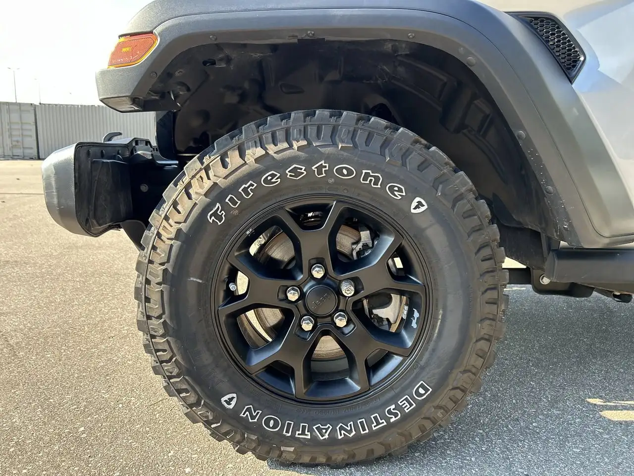 Jeep Wrangler - Image 11