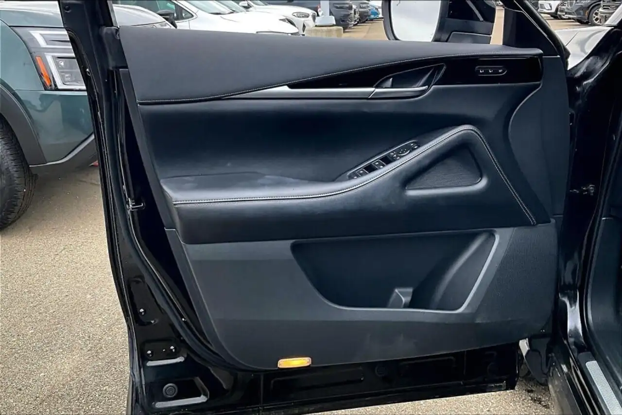 Infiniti QX60 - Image 23