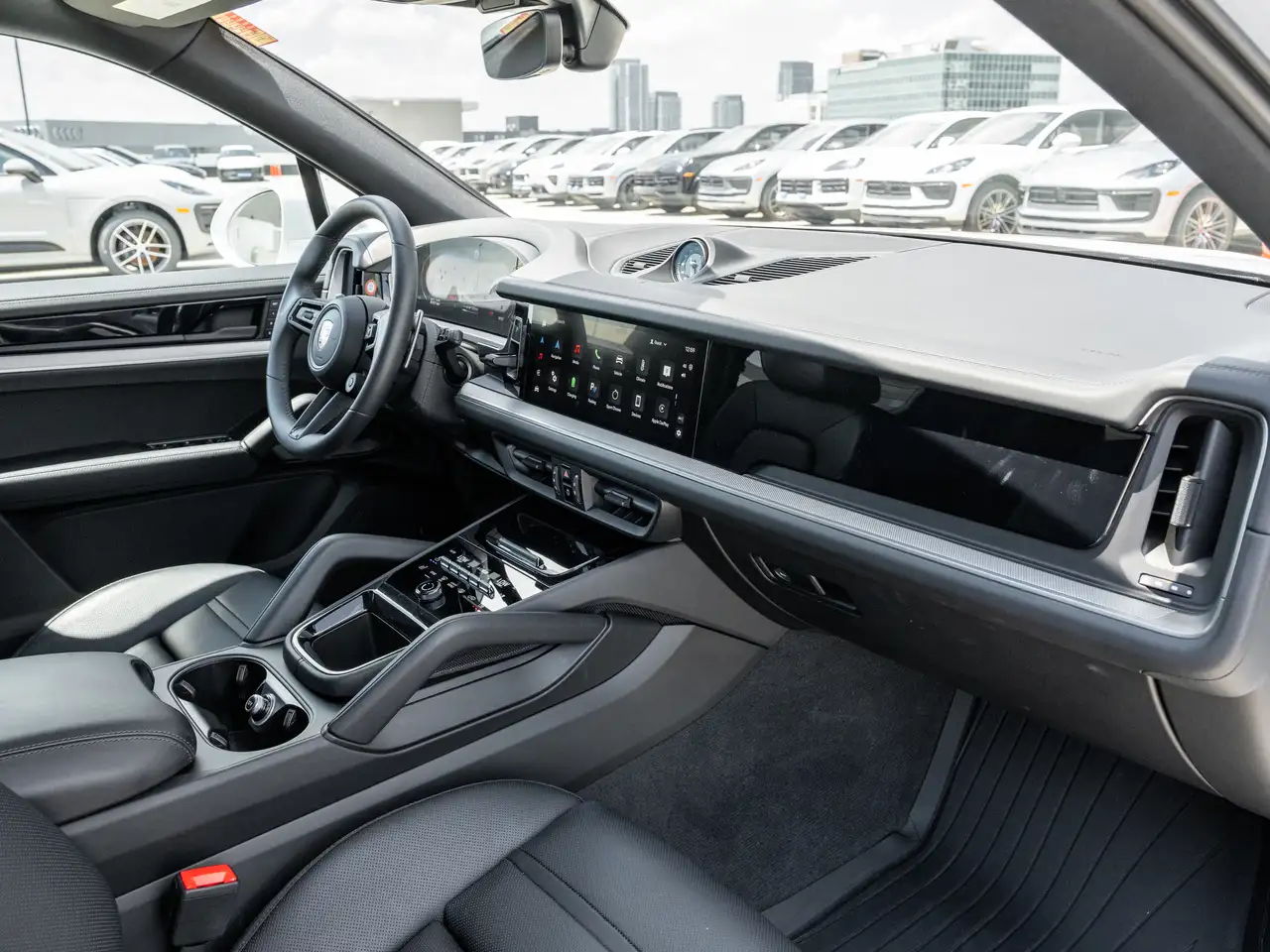 Porsche Cayenne - Image 30
