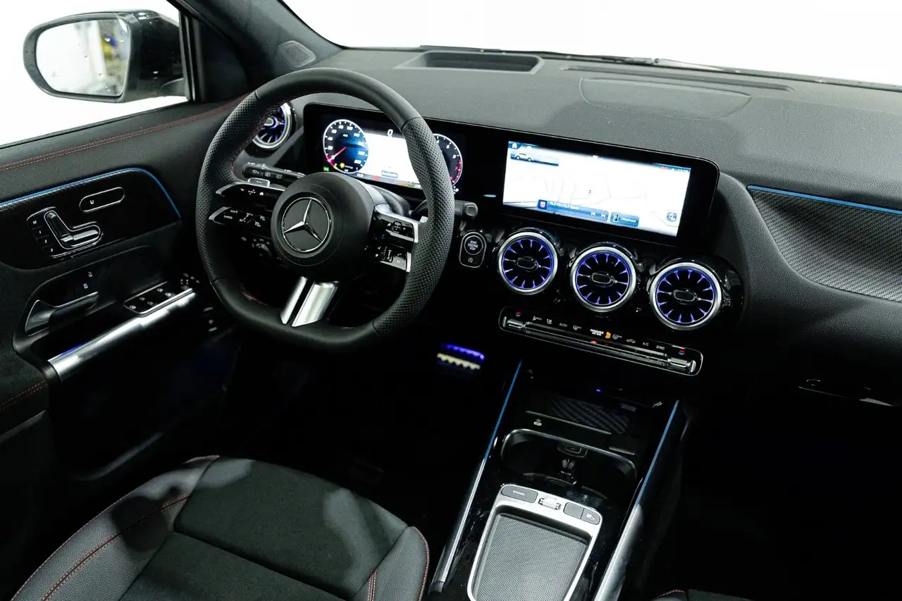 Mercedes-Benz GLA - Image 15