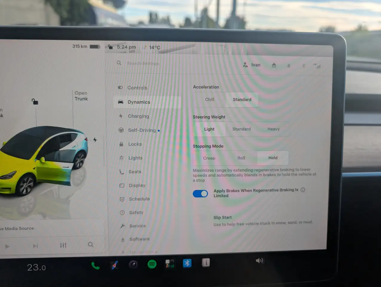 Tesla Model Y - Image 15
