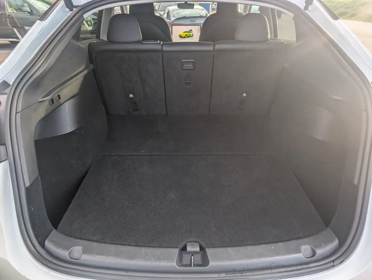 Tesla Model Y - Image 8