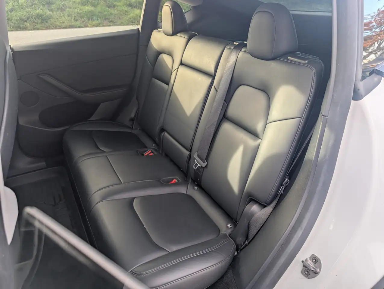 Tesla Model Y - Image 12