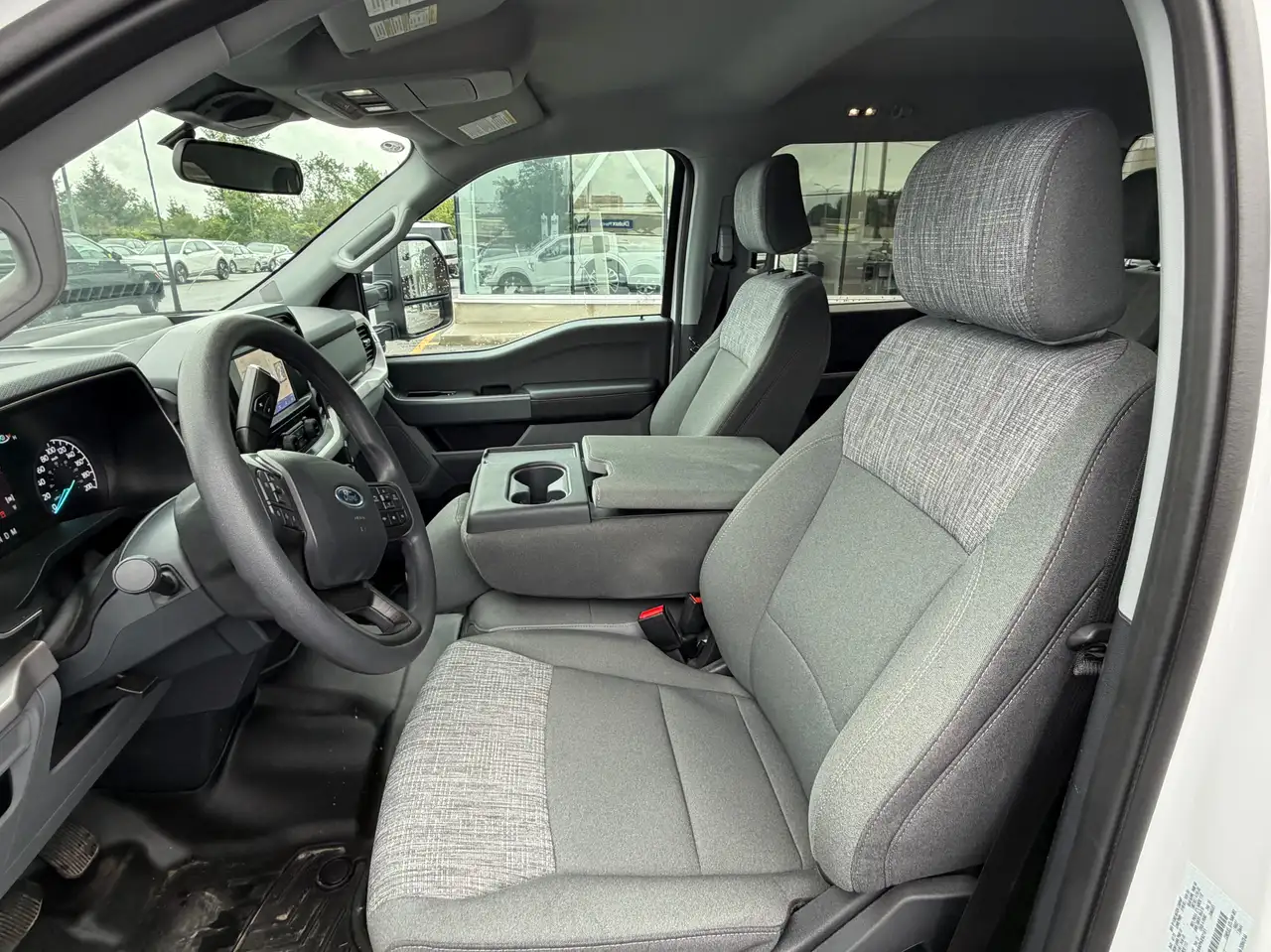 Ford F-150 - Image 9