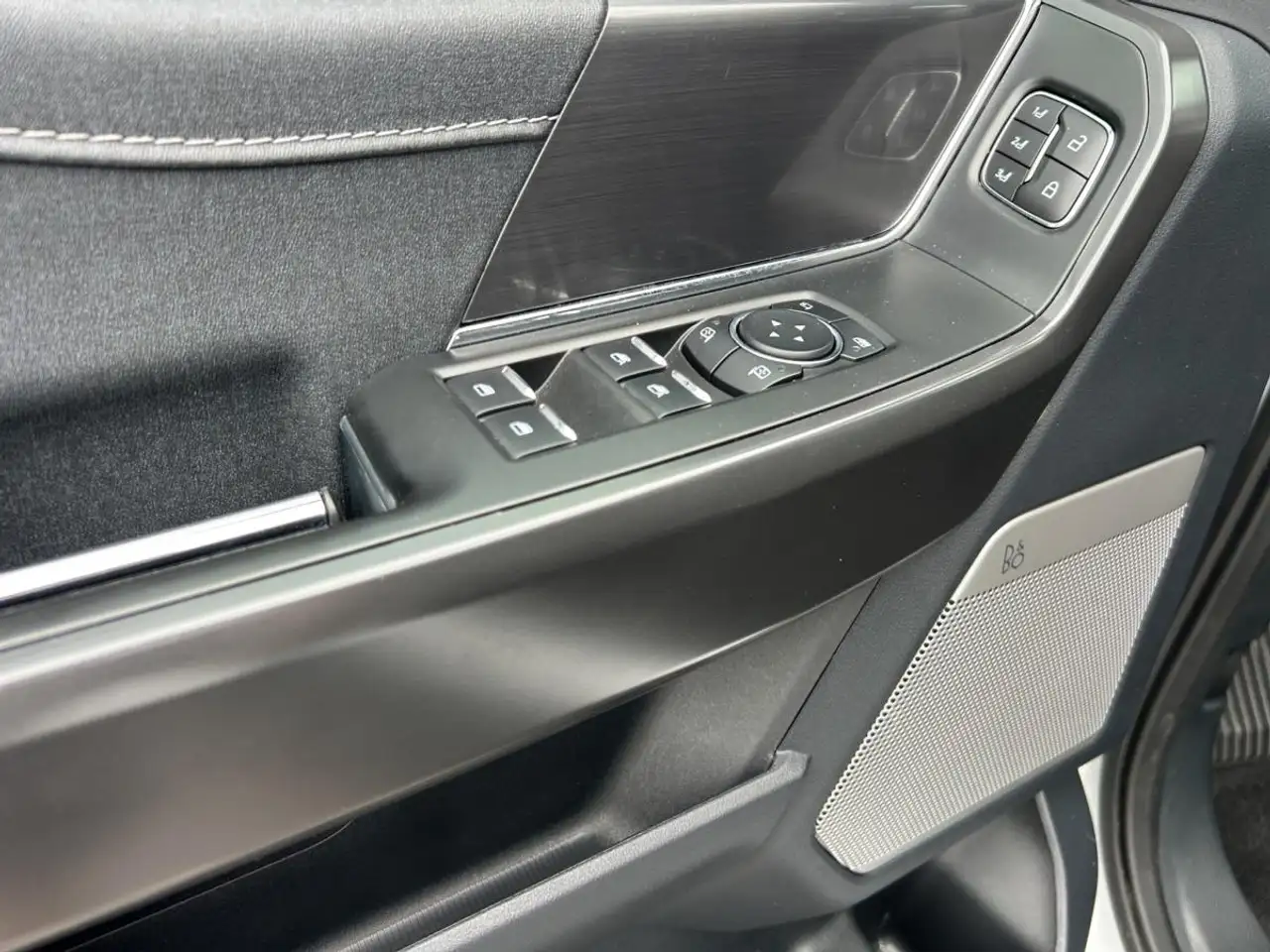 Ford F-150 - Image 34