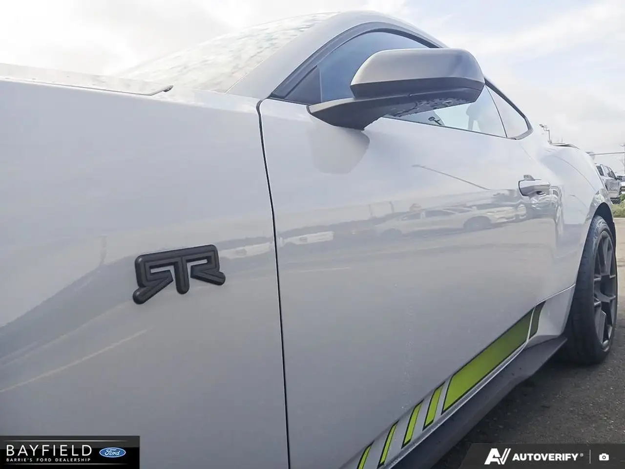 Ford Mustang - Image 7