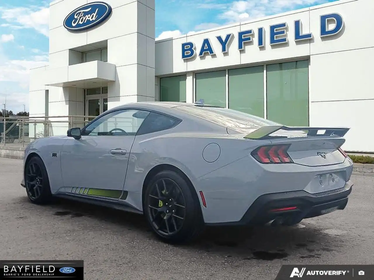 Ford Mustang - Image 4
