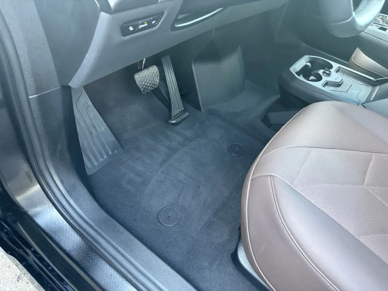 BMW iX - Image 15