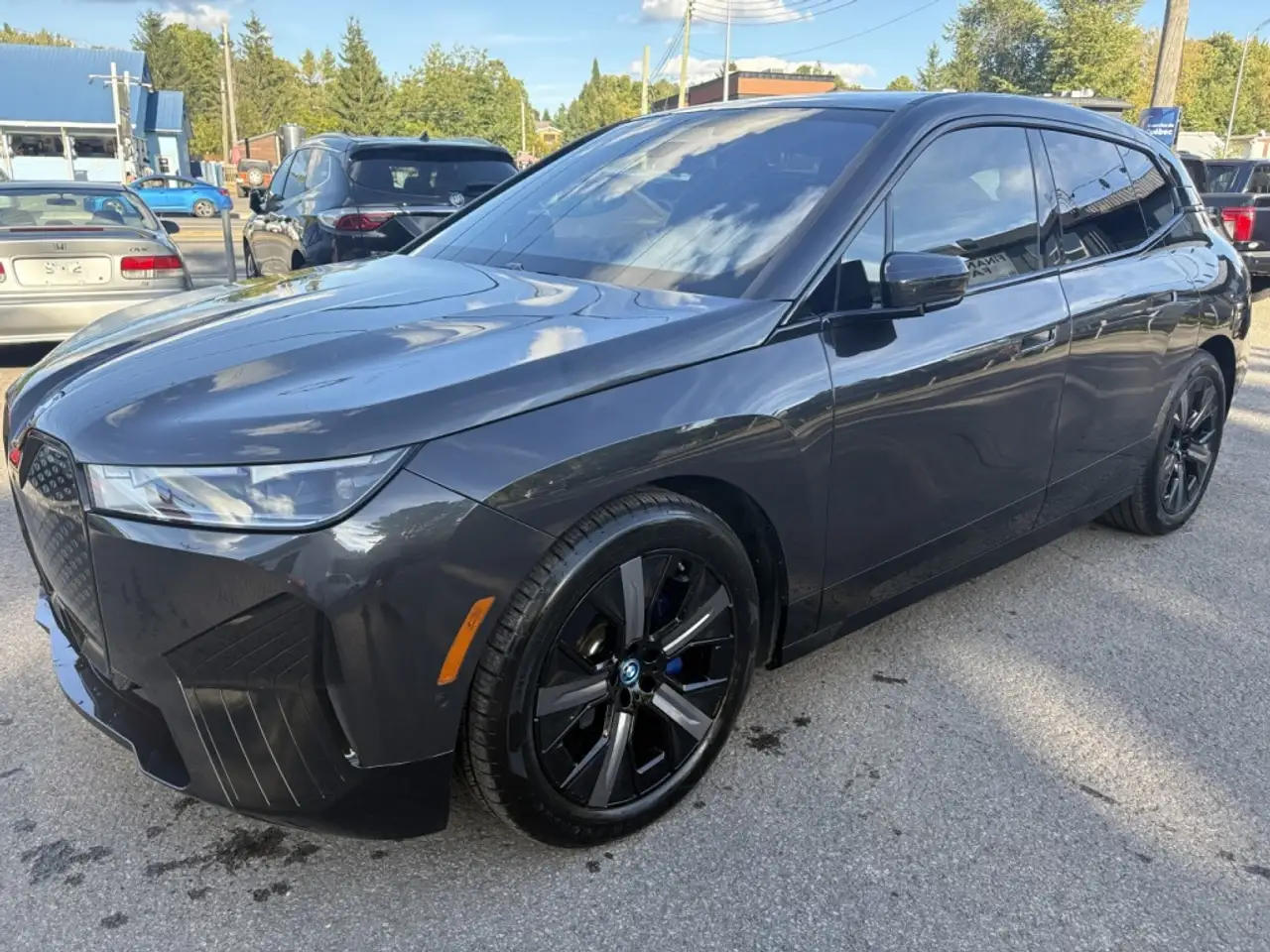 BMW iX - Image 1