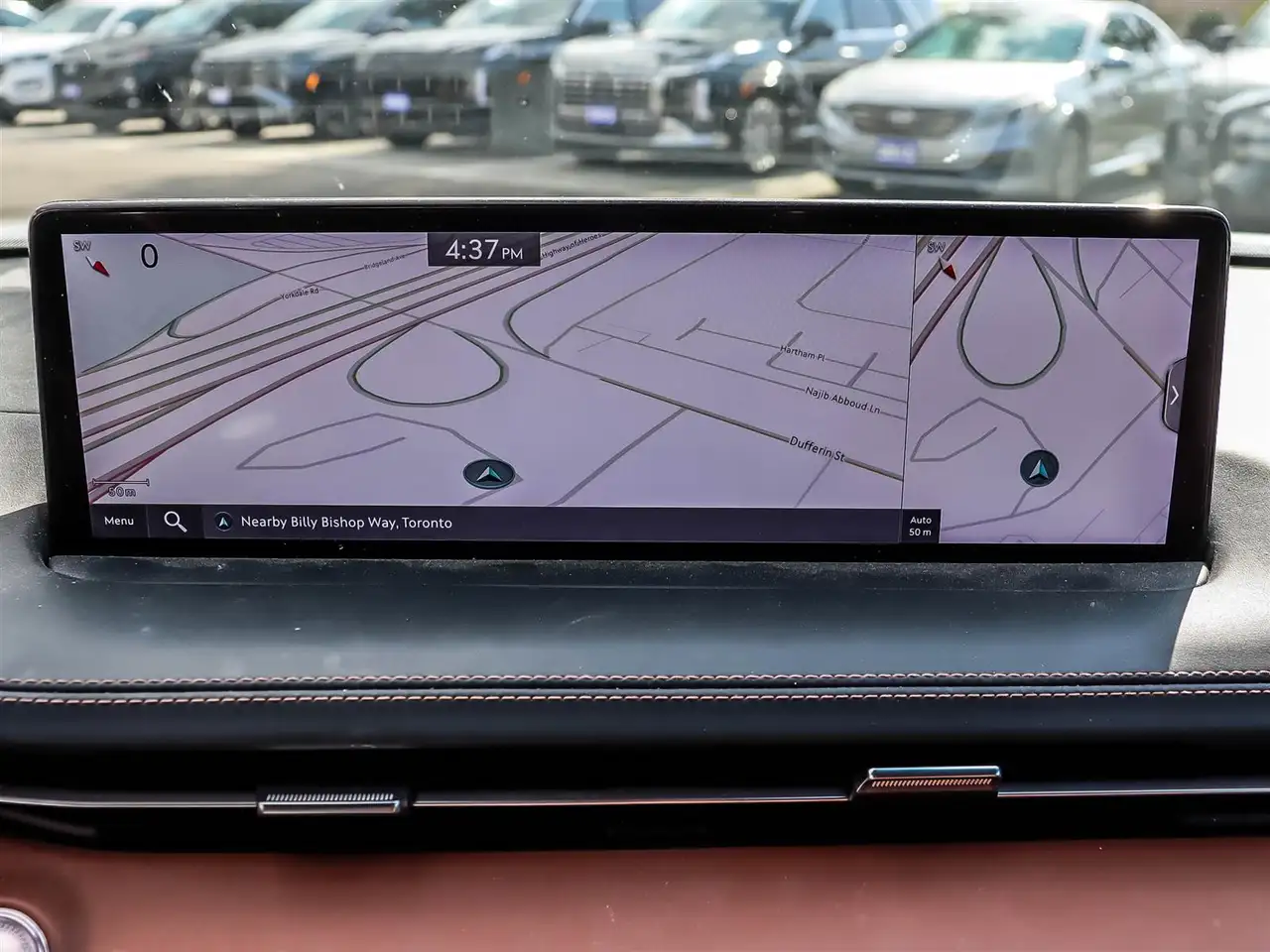 Genesis GV70 - Image 28