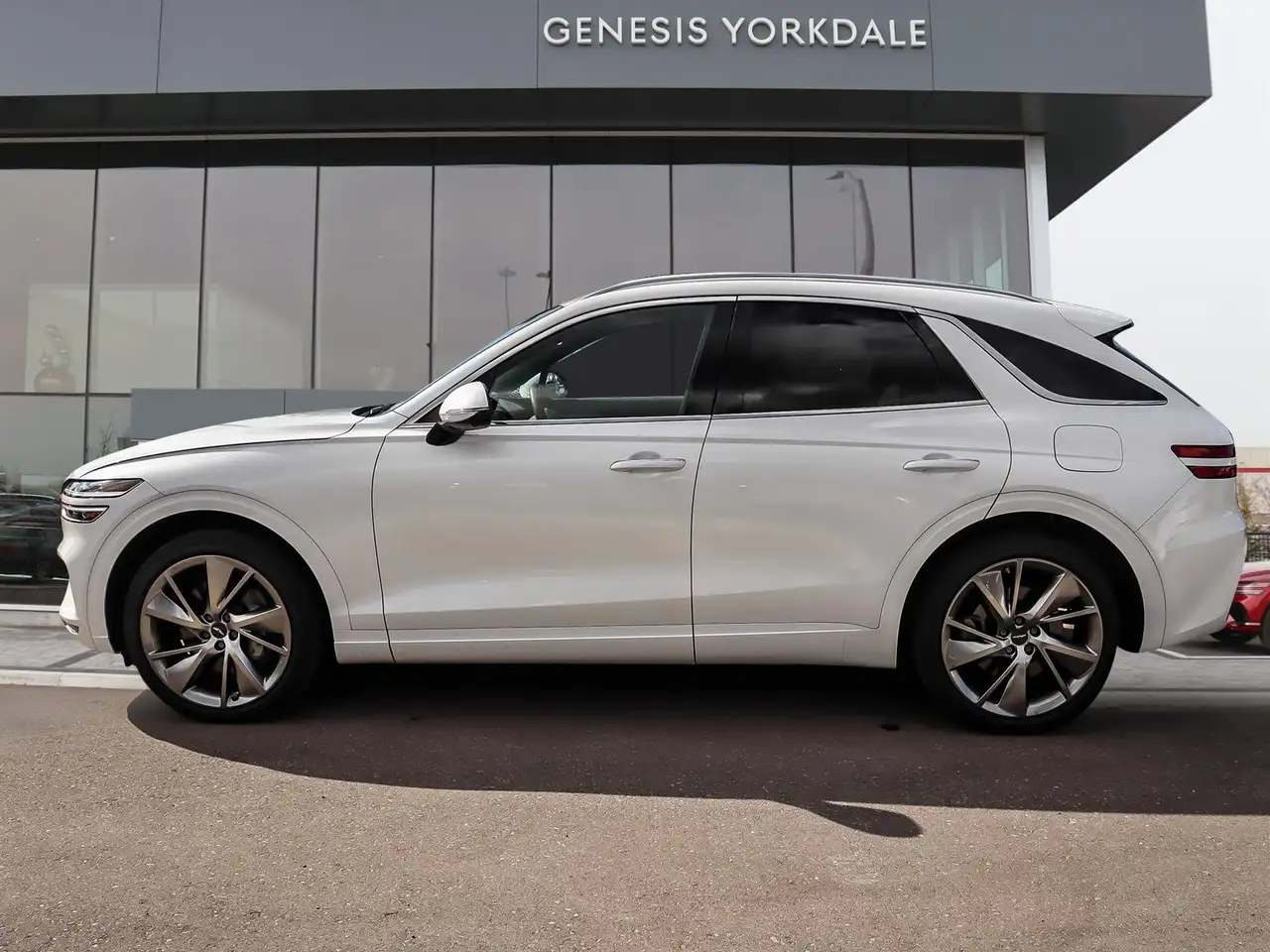 Genesis GV70 - Image 5