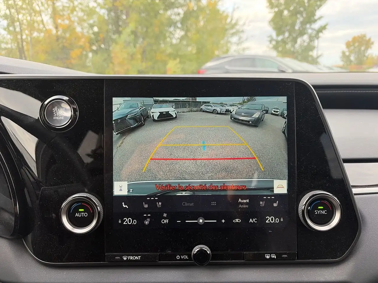 Lexus RX 350 - Image 25