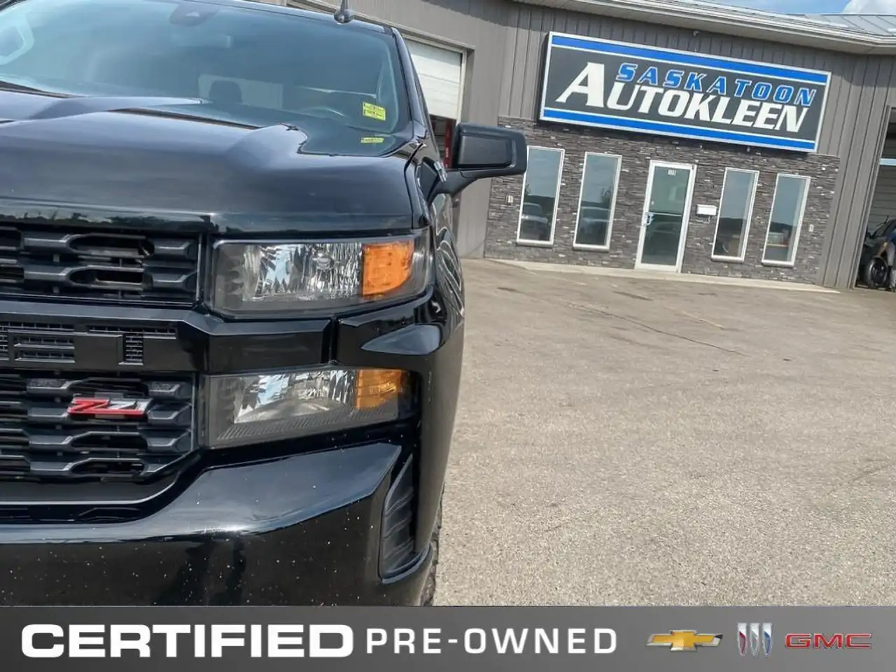 Chevrolet Silverado 1500 - Image 13