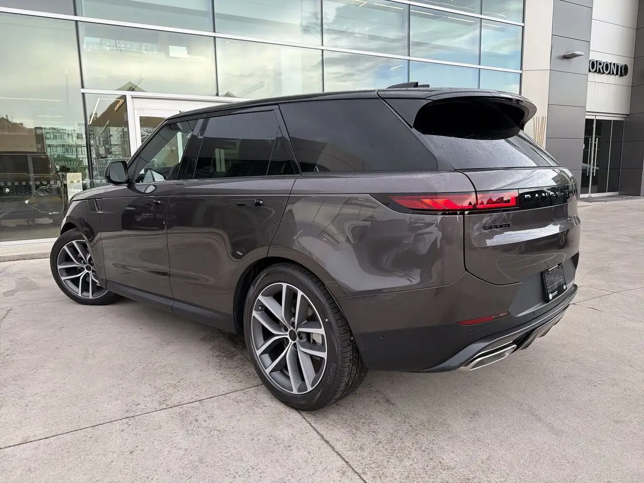 Land Rover Range Rover Sport - Image 6