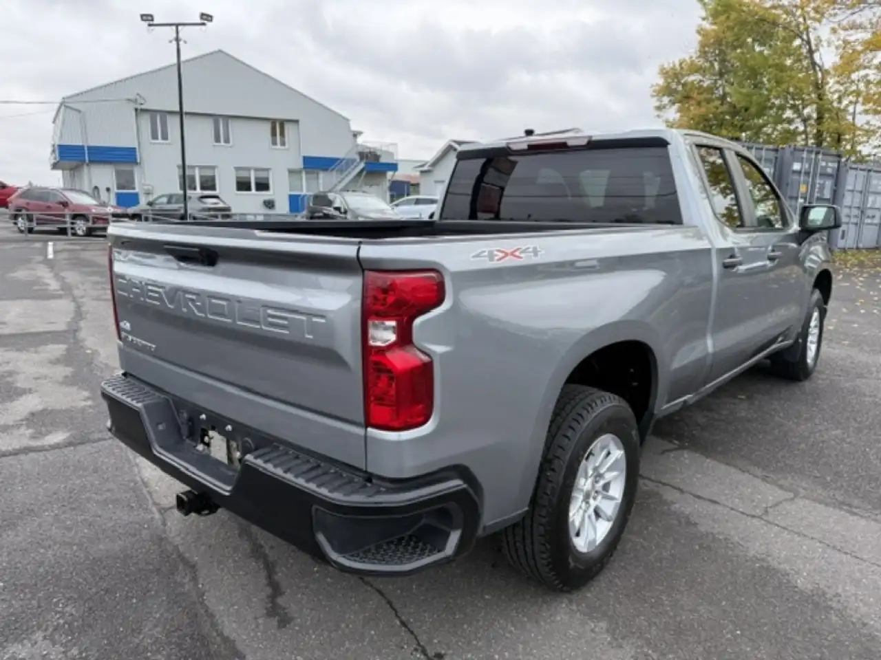 Chevrolet Silverado 1500 - Image 5