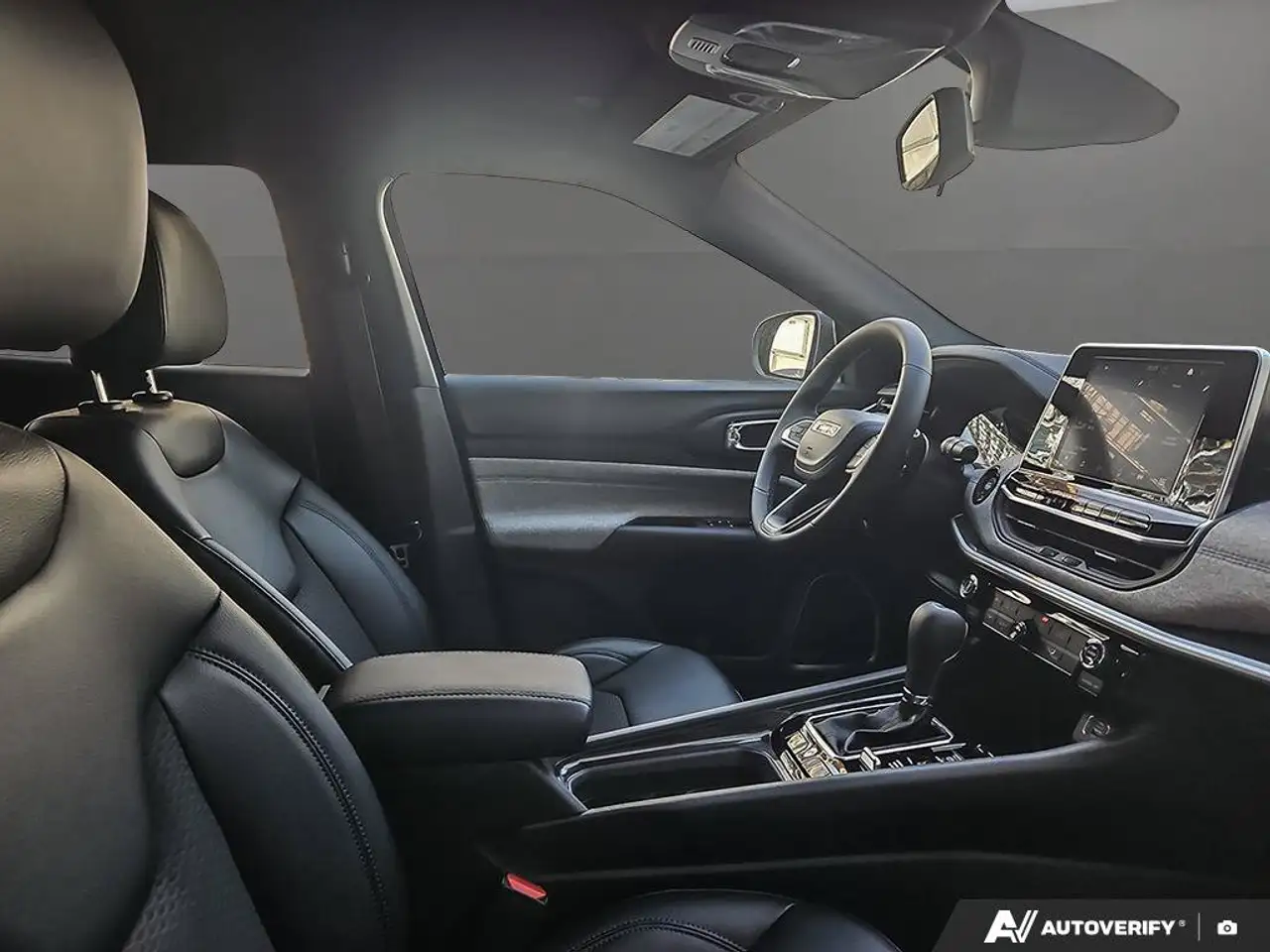 Jeep Compass - Image 22
