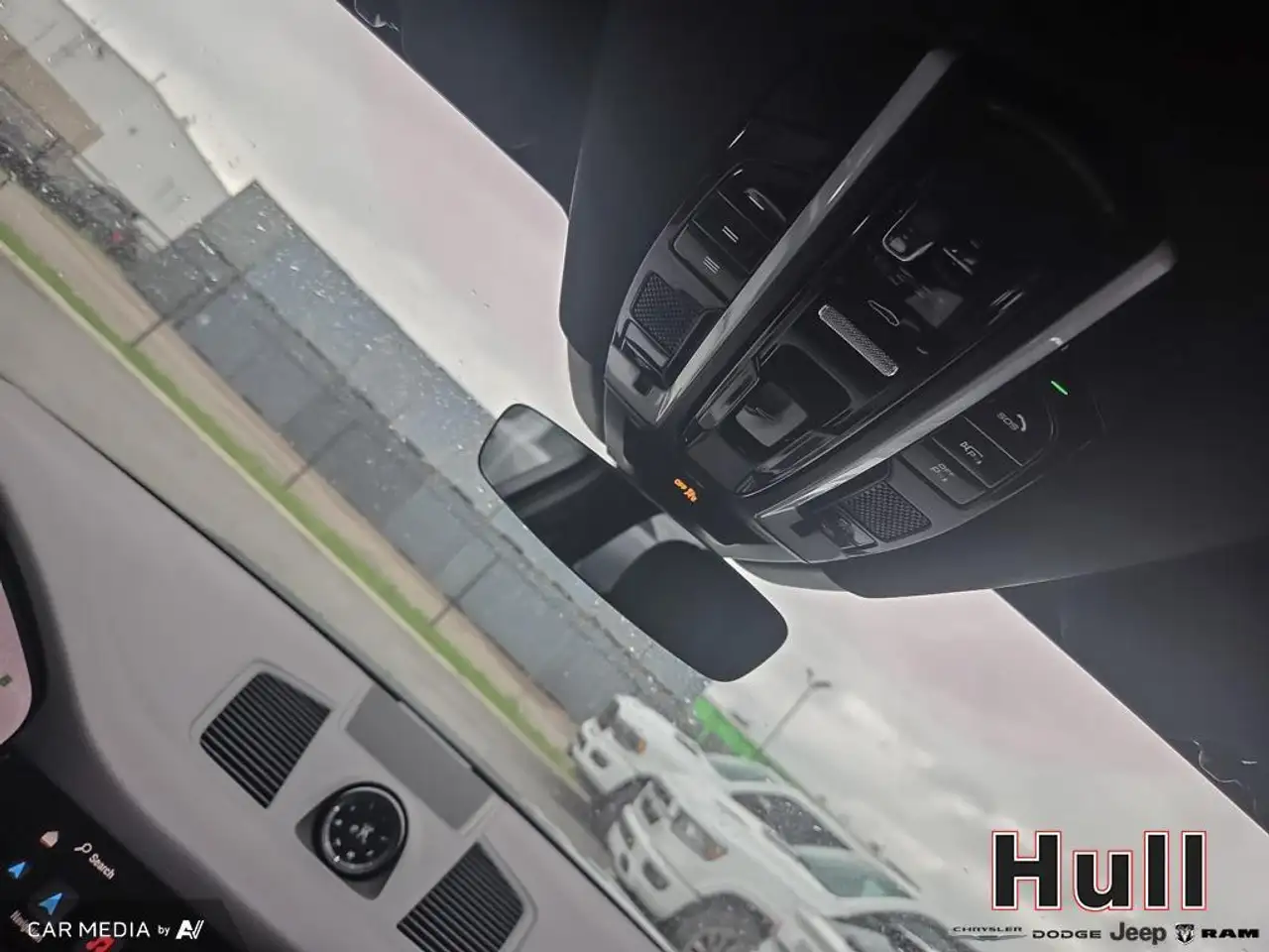 Porsche Cayenne - Image 21