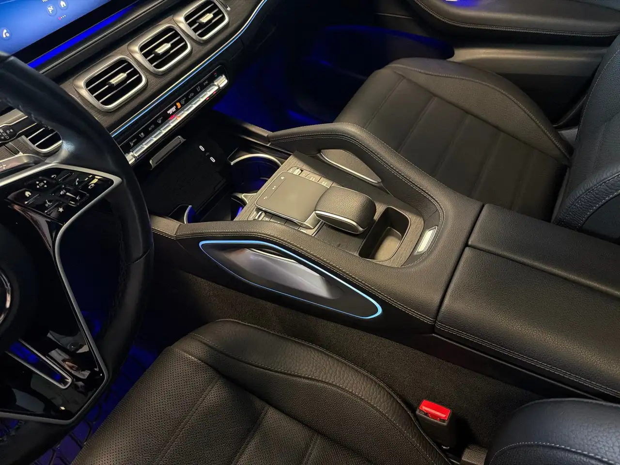 Mercedes-Benz GLE - Image 11