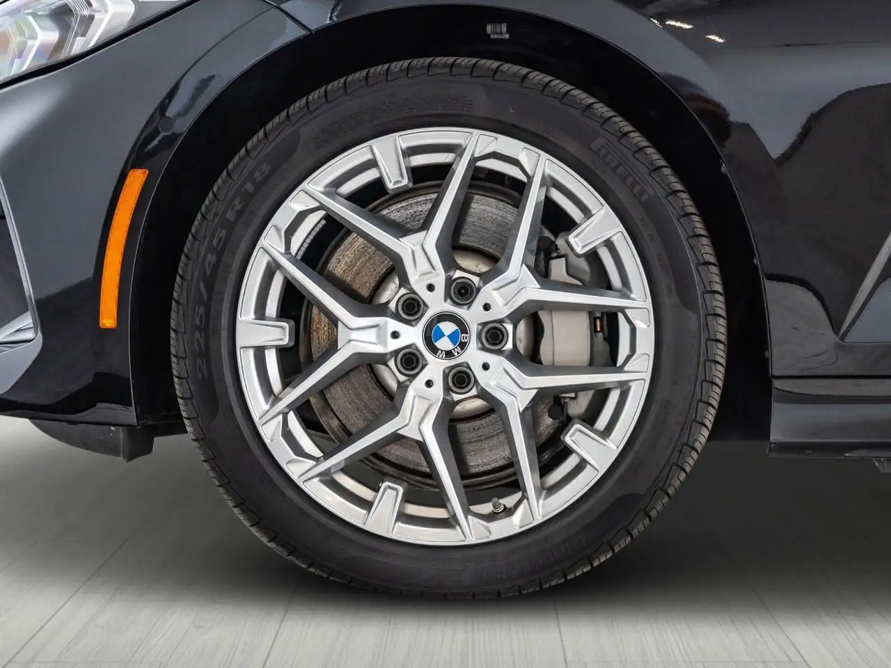 BMW 3 Series - Image 4