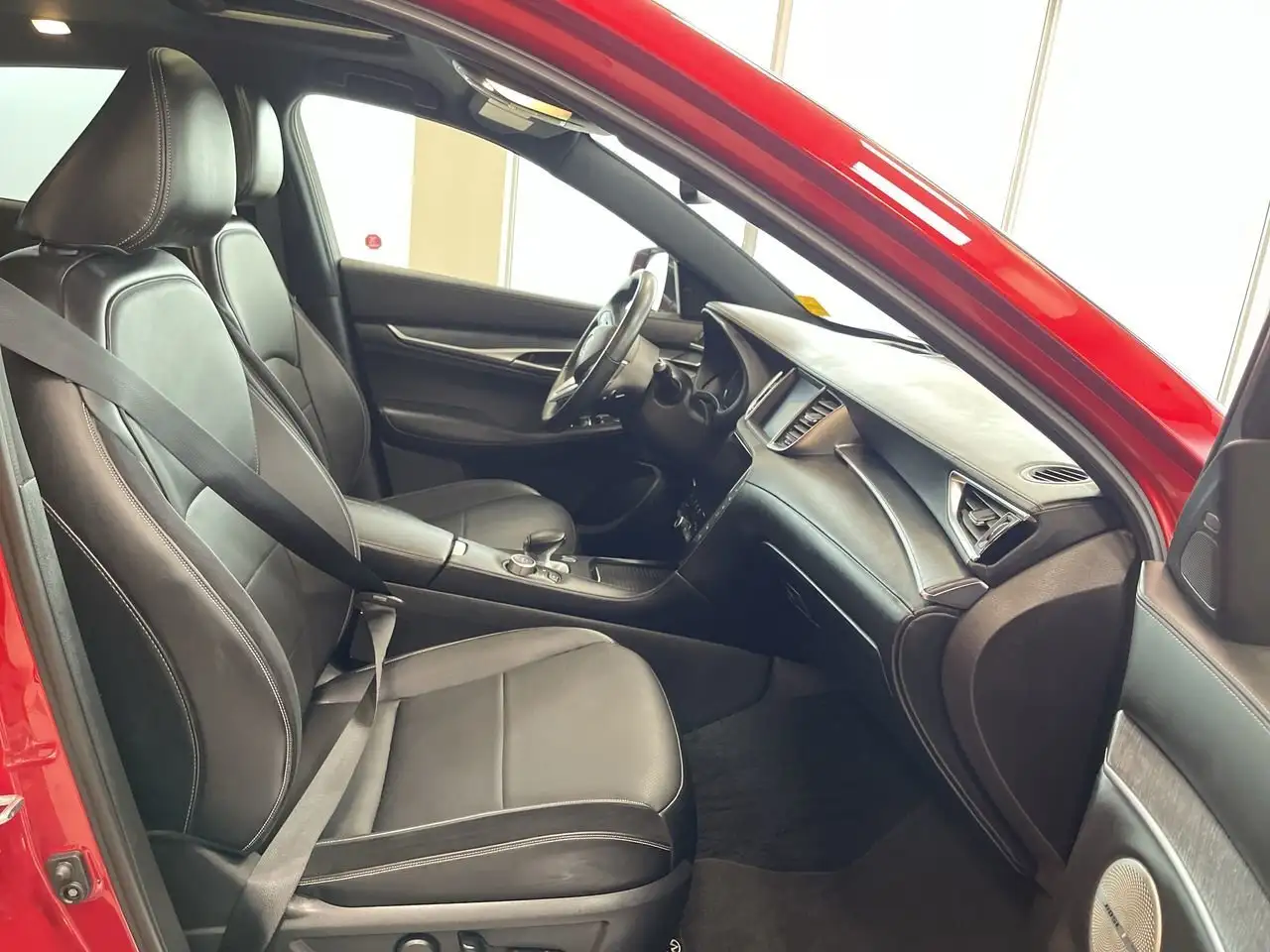 Infiniti QX55 - Image 33