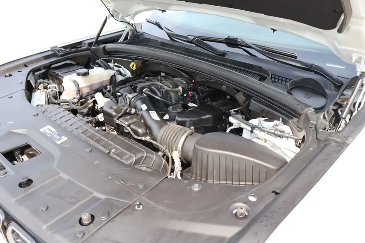 Jeep Grand Cherokee - Image 28