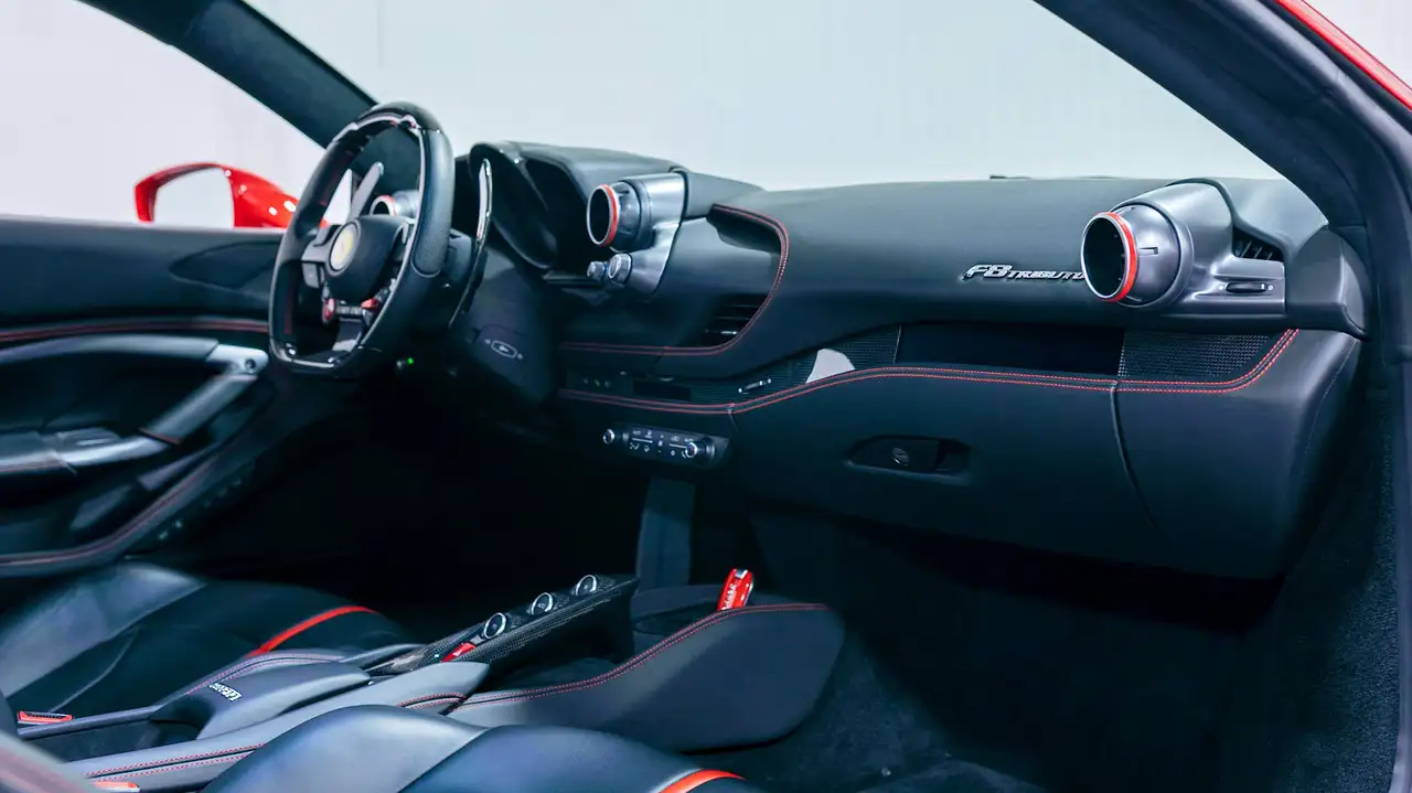 Ferrari F8 Tributo - Image 8