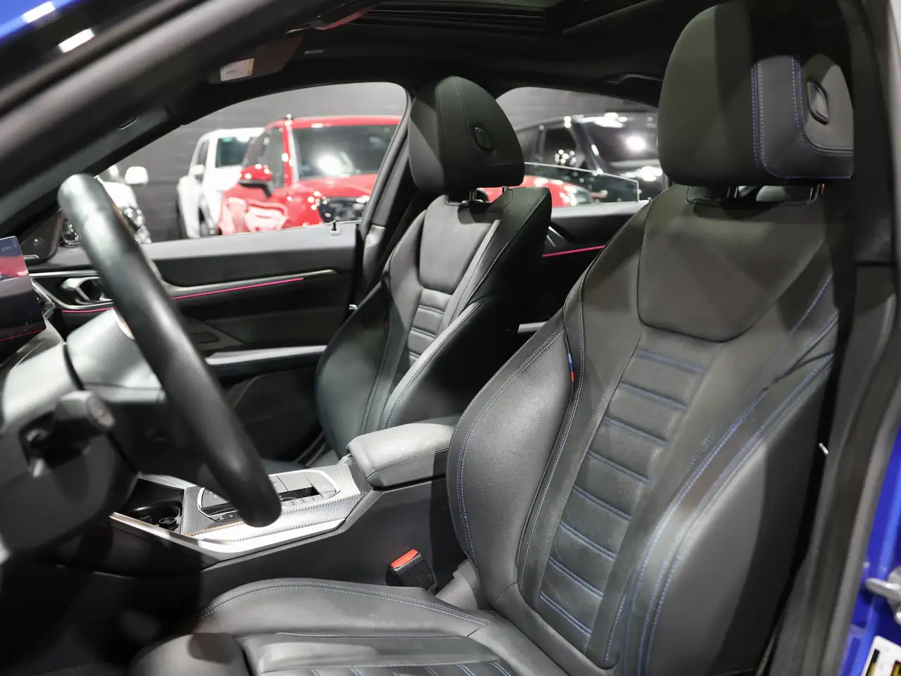 BMW i4 - Image 10