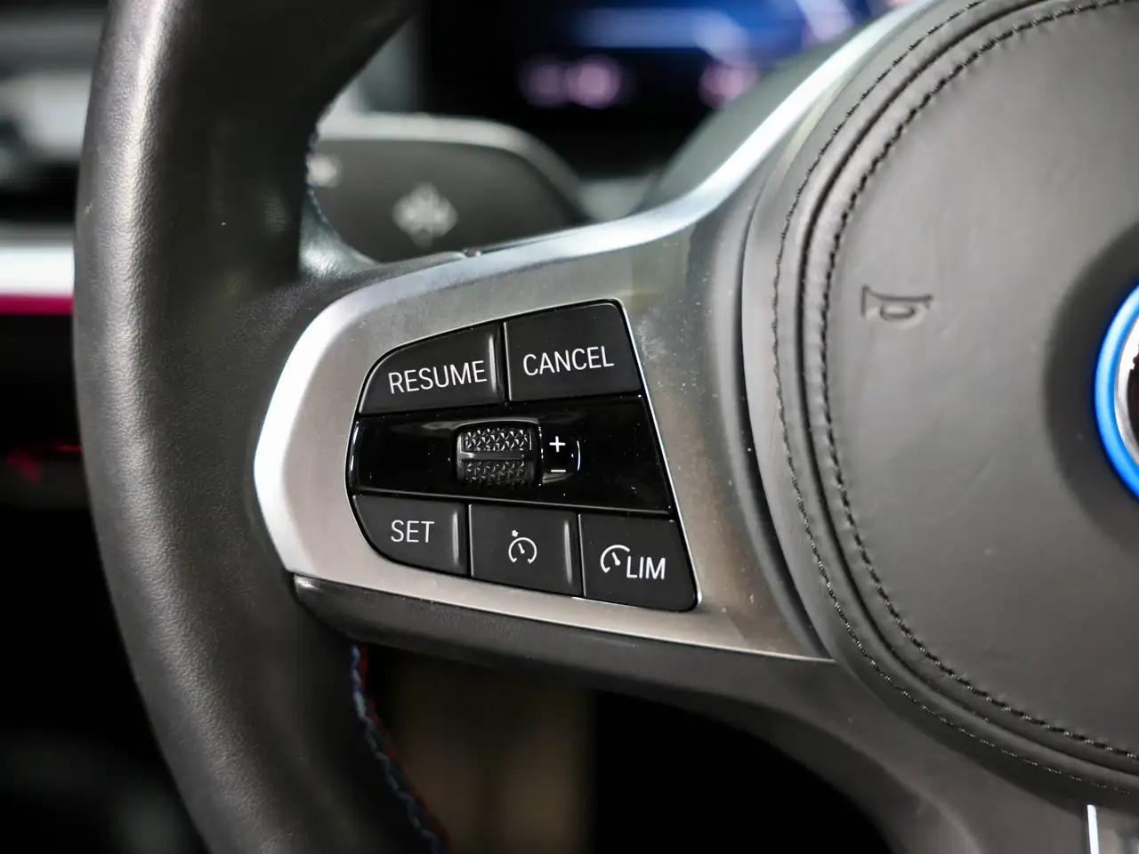 BMW i4 - Image 31