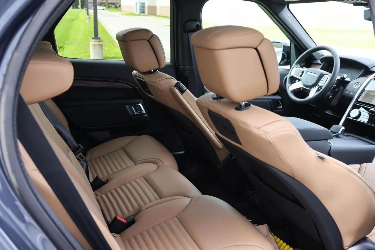 Land Rover Discovery - Image 42