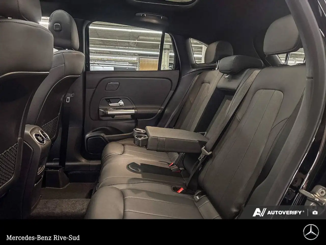 Mercedes-Benz GLA - Image 14