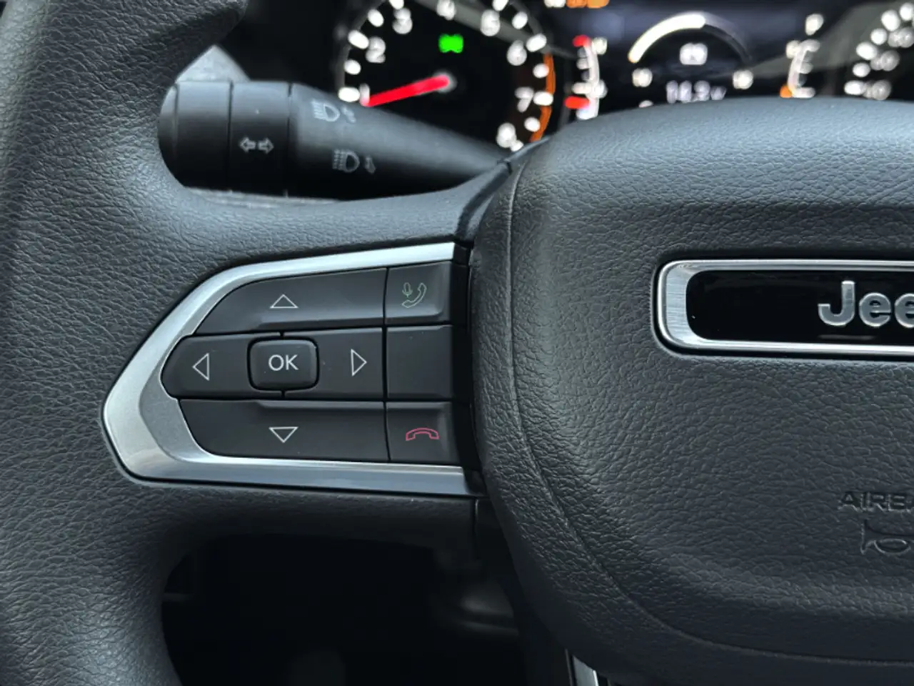 Jeep Compass - Image 12