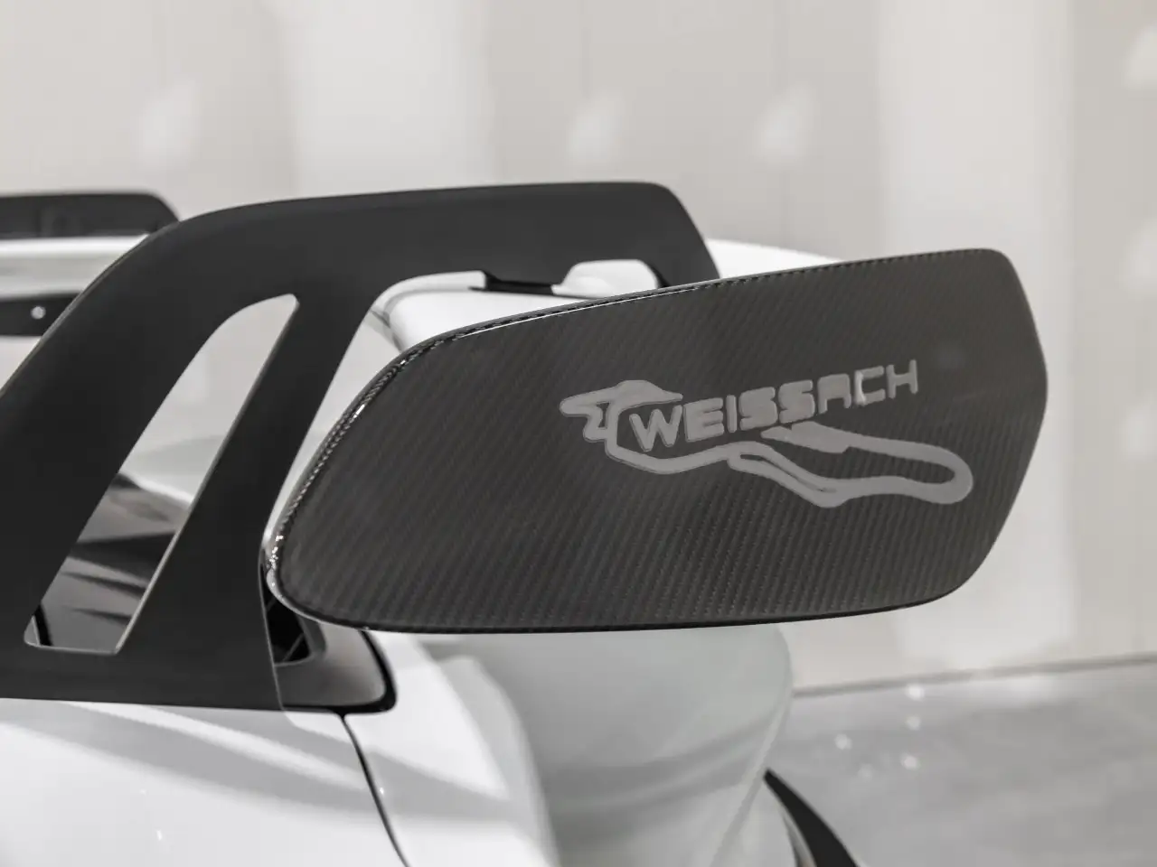 Porsche 911 - Image 14