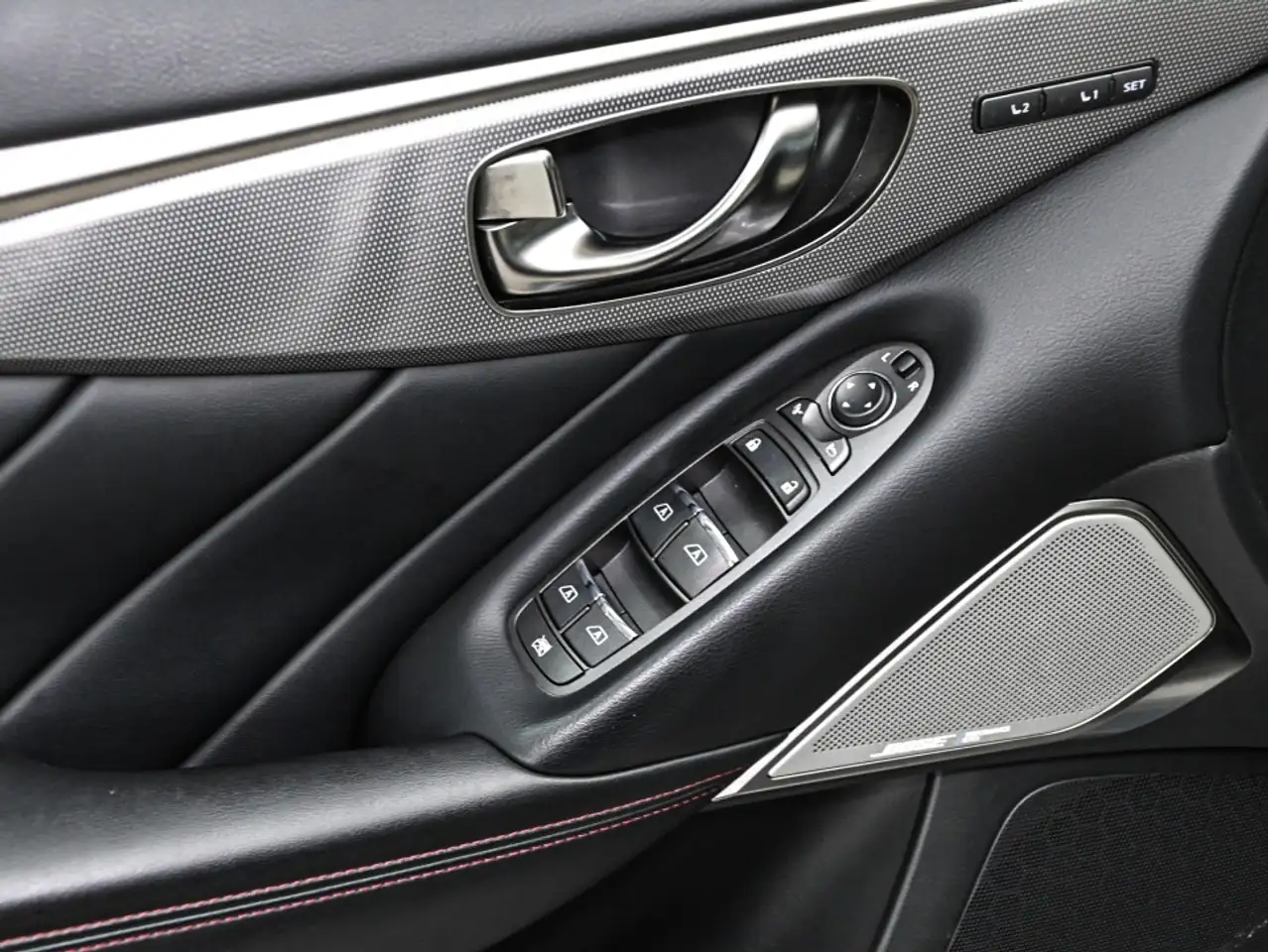 Infiniti Q50 - Image 12