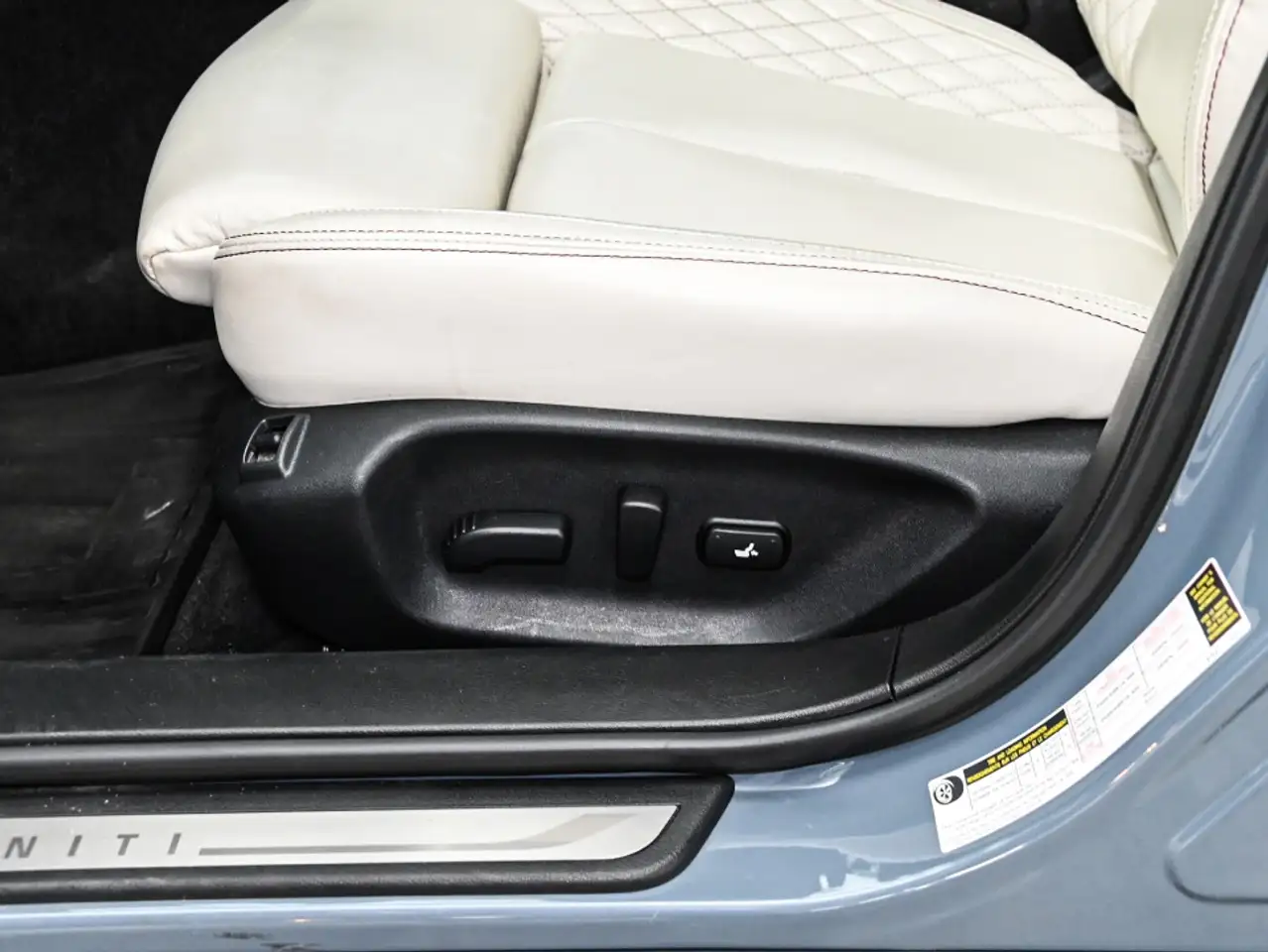 Infiniti Q50 - Image 15