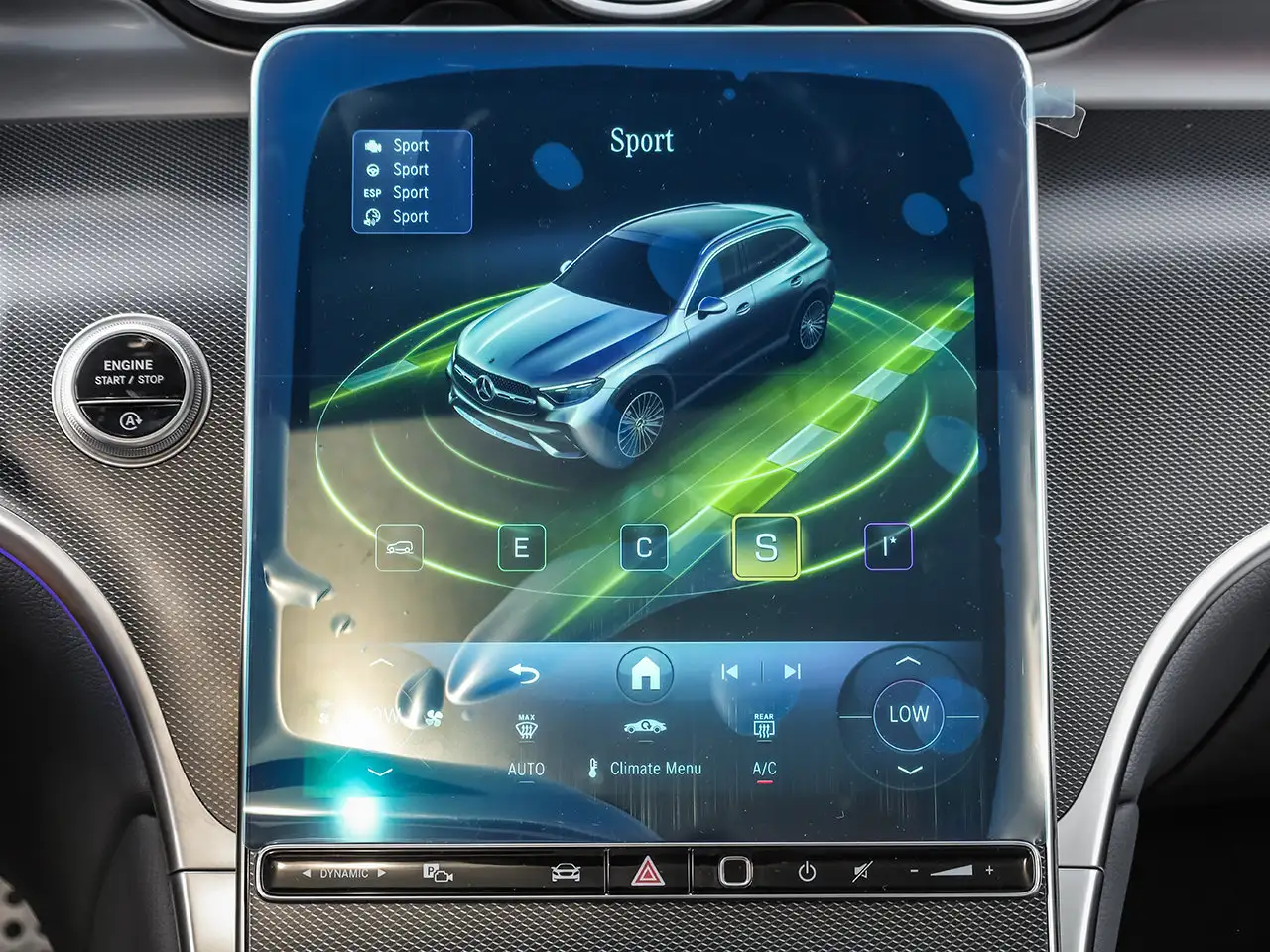 Mercedes-Benz GLC - Image 27