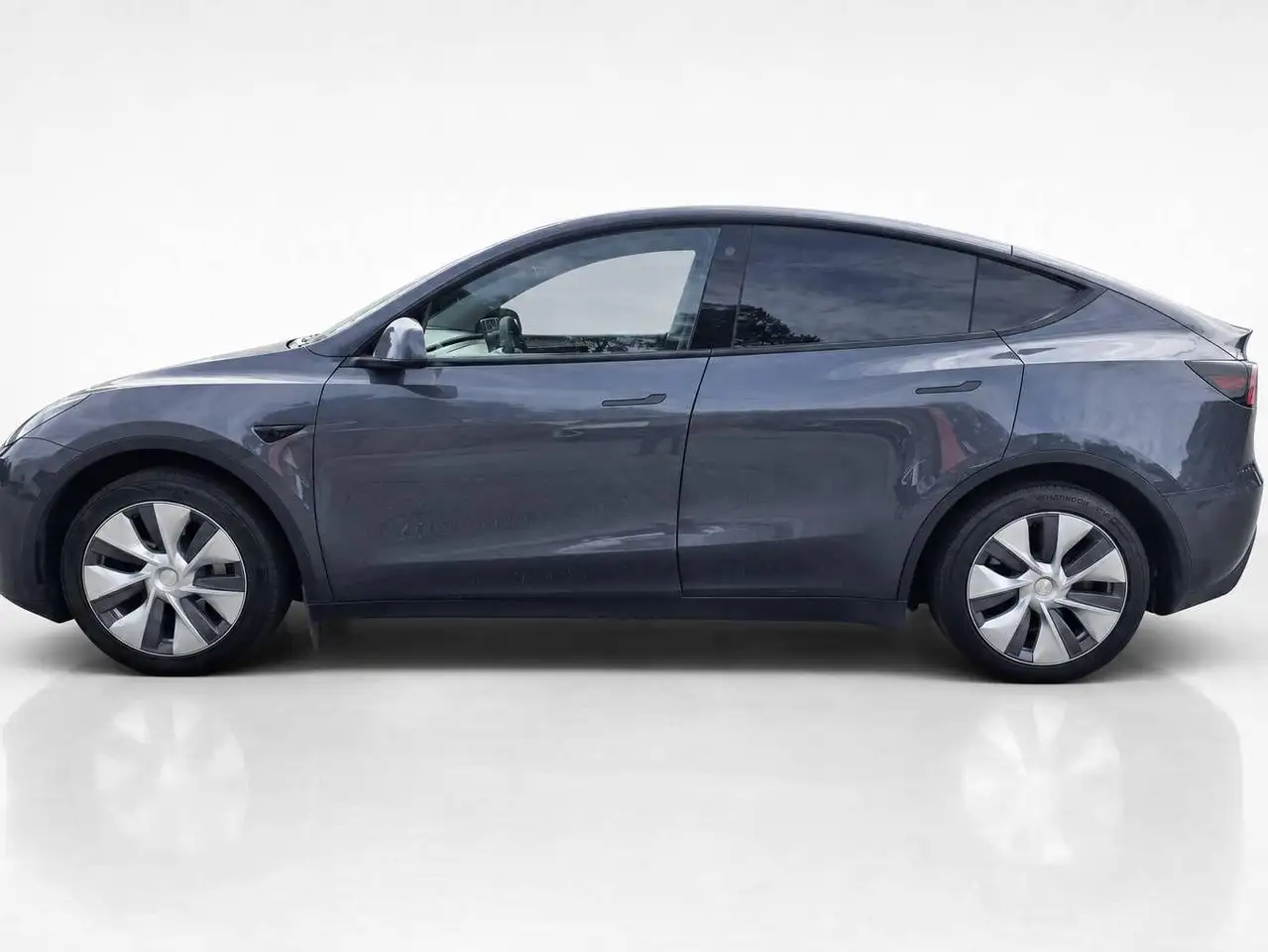 Tesla Model Y - Image 6
