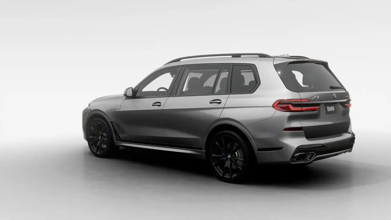 BMW X7 - Image 2