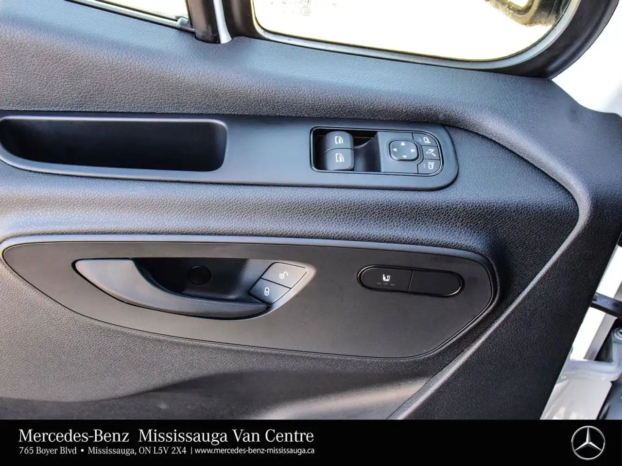 Mercedes-Benz Sprinter - Image 12