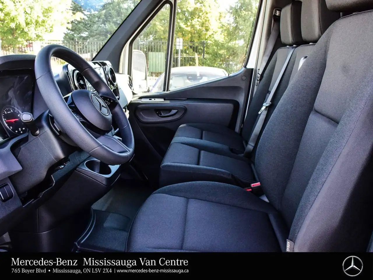 Mercedes-Benz Sprinter - Image 10