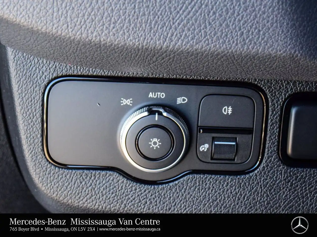 Mercedes-Benz Sprinter - Image 13