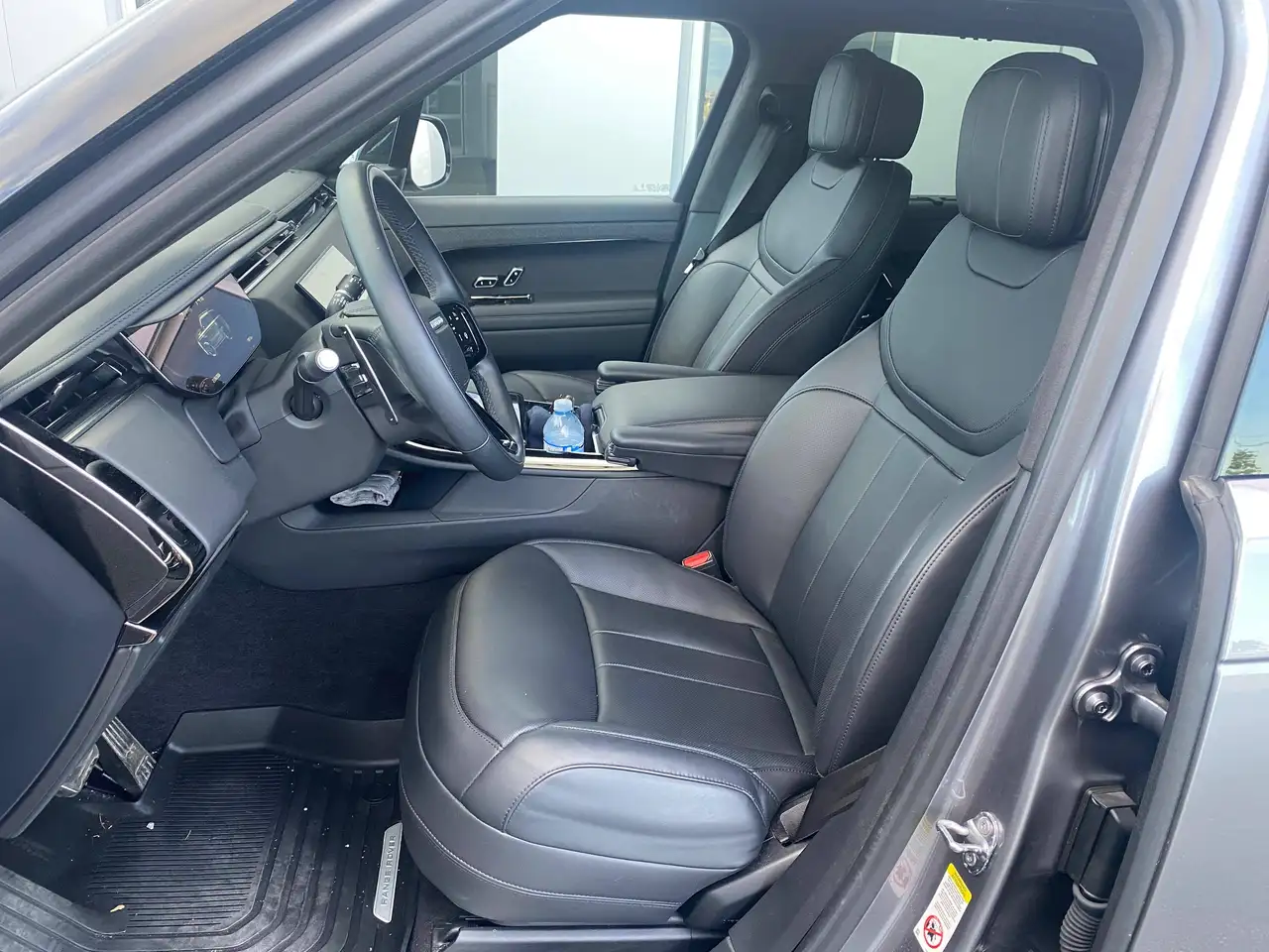 Land Rover Range Rover Sport - Image 11