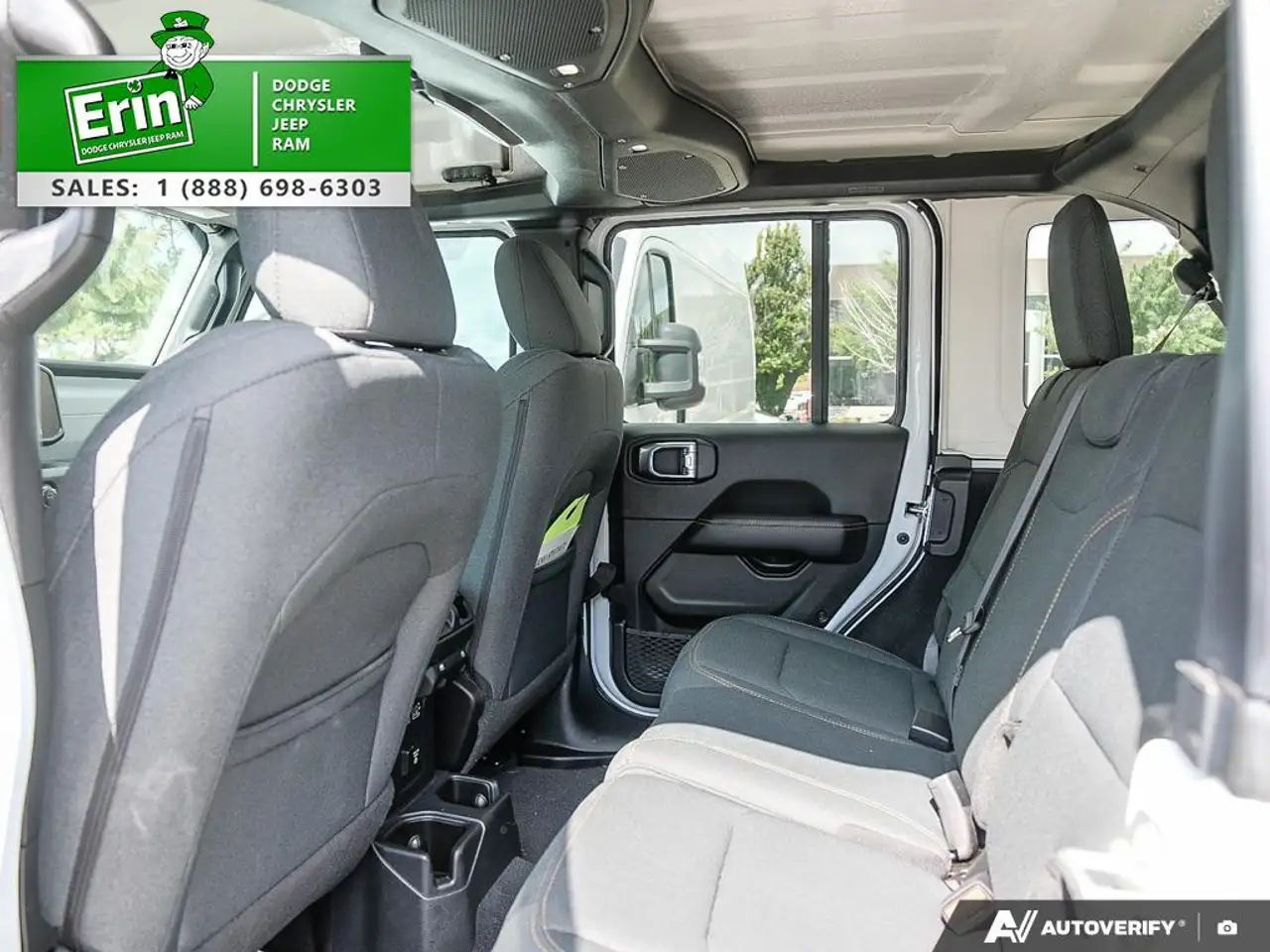 Jeep Wrangler - Image 25