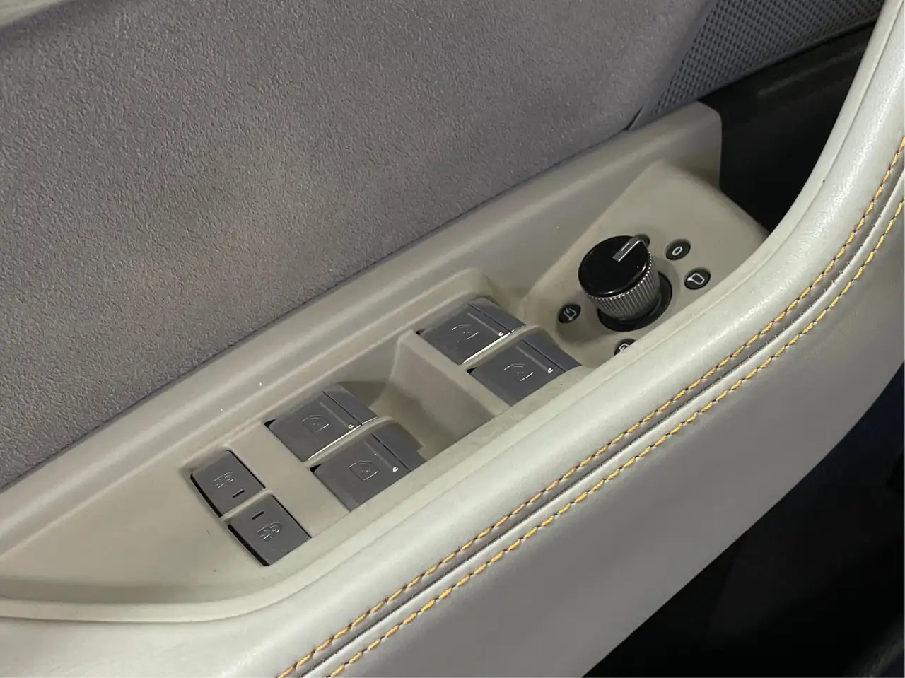 Audi e-tron - Image 27