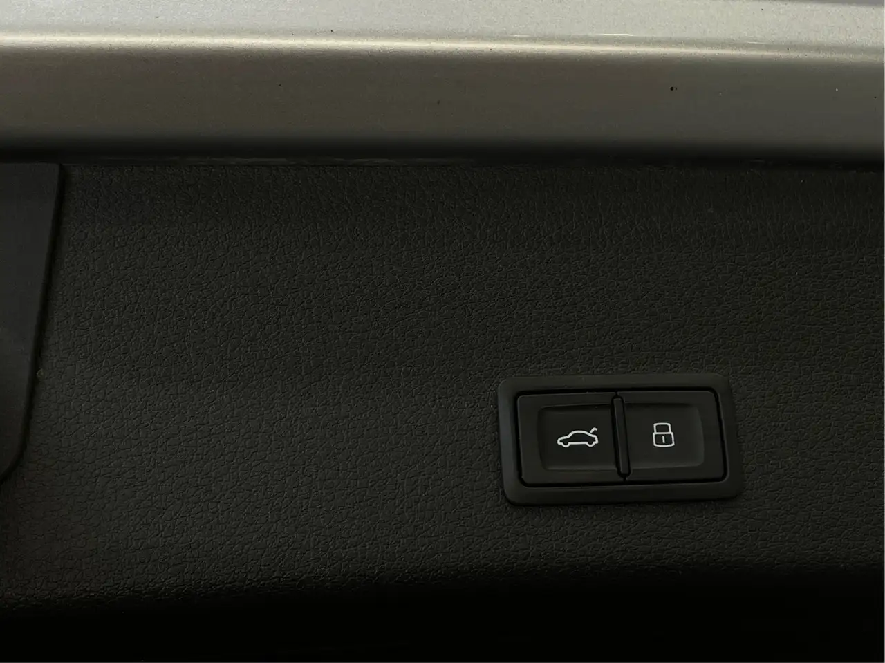Audi e-tron - Image 38